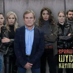 Sprawiedliwi Wydział Kryminalny: obsada serialu w pełnym składzie. Grupa śledczych gotowa do akcji.