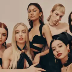 Aktorki z serialu Euforia, w tym Zendaya, Hunter Schafer i Sydney Sweeney, pozują do zdjęć. Czekamy na 3 sezon Euforii!