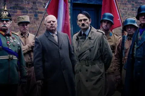 Filmy o Hitlerze na Netflix: Które warto zobaczyć? Przewodnik