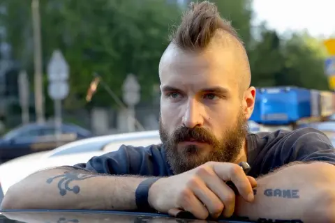 Aktorzy z Pitbulla: Kto grał Despero, Majamiego, Gebelsa?