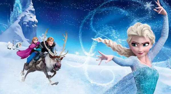 Elsa tworzy magiczne wzory w powietrzu, podczas gdy Anna, Kristoff i Sven pędzą przez **frozen** krainę.
