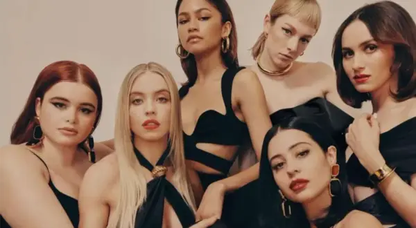 Aktorki z serialu Euforia, w tym Zendaya, Hunter Schafer i Sydney Sweeney, pozują do zdjęć. Czekamy na 3 sezon Euforii!
