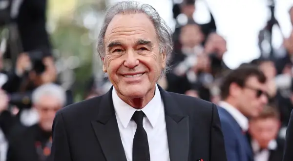 Oliver Stone: Odpowiedź na hasło "Oliver, reżyser" + filmy