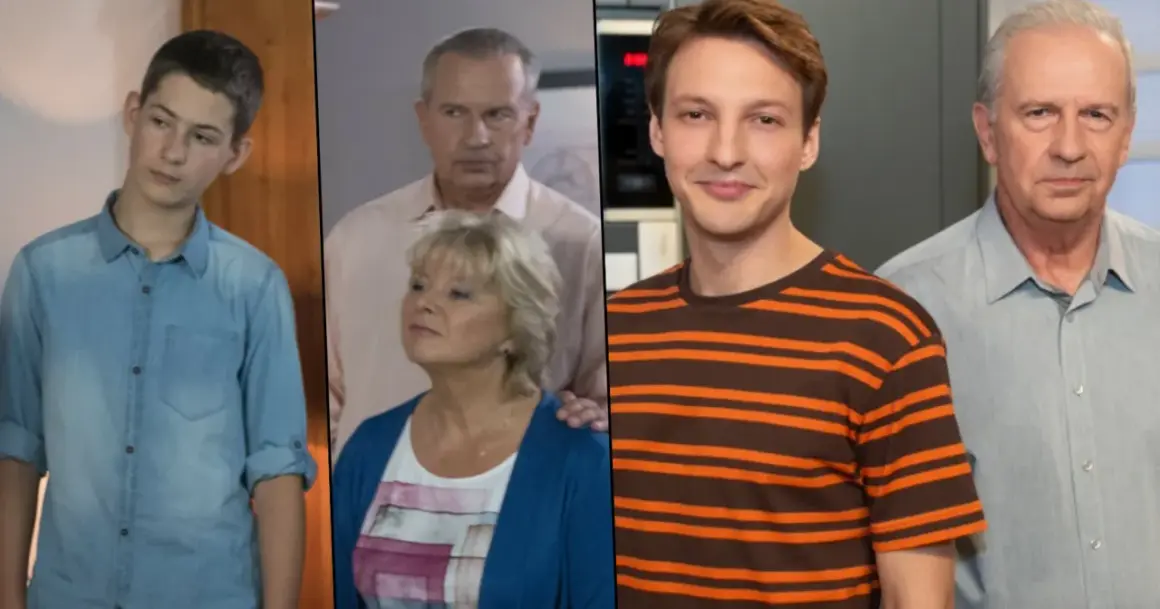 Aktor z Klanu, młody mężczyzna w pasiastej koszulce, obok starszy pan w błękitnej koszuli.