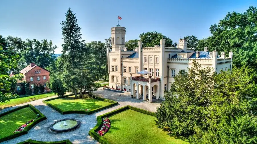 Pałac Mierzęcin Wellness & Wine Resort